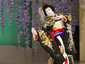 Актёр японского театра кабуки «при исполнении»